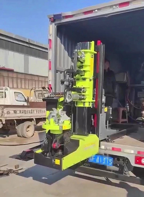 扒胎機